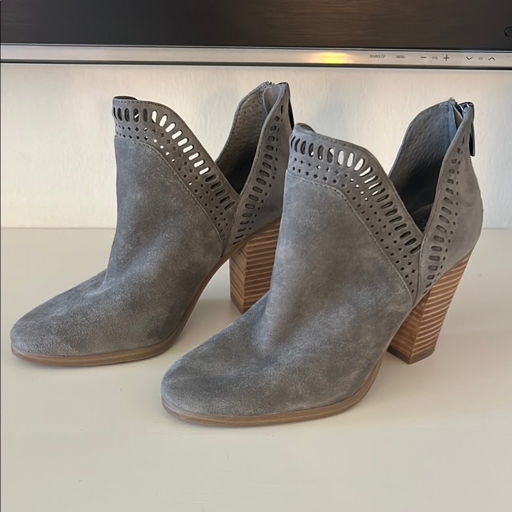 Vince Camuto Gray Heeled Boots with Suede and V-Cut Design